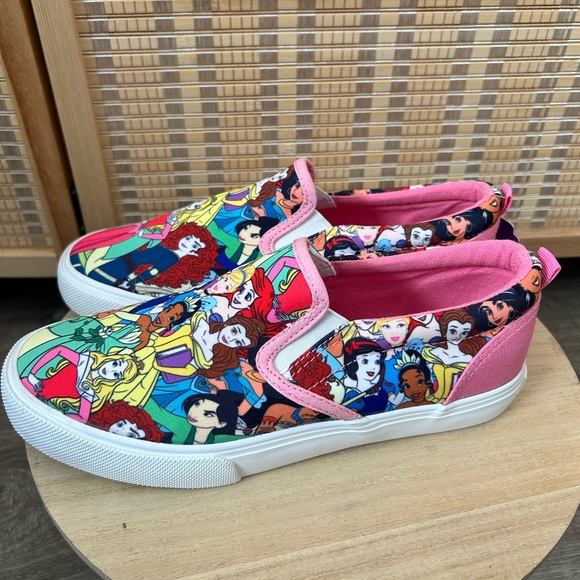 Disney Princess Ground Up Slip On Sneakers NWT - Picture 4 of 7